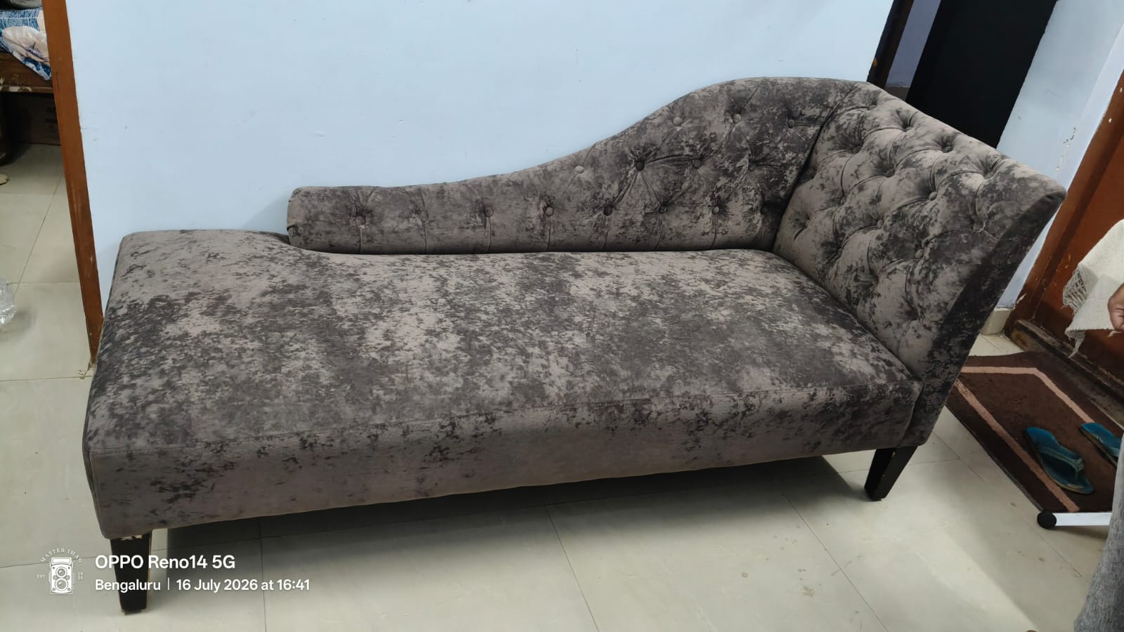 L-Shape Sectional Sofa Bengaluru